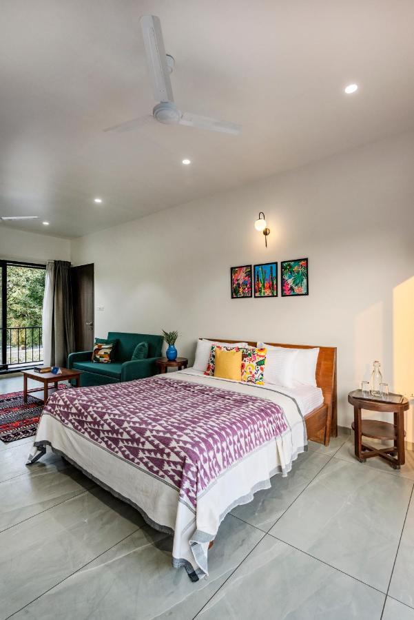 Saffronstays Mayfair Gardens 4 Bedroom Petfriendly Pool Villa อลีบาก ภายนอก รูปภาพ