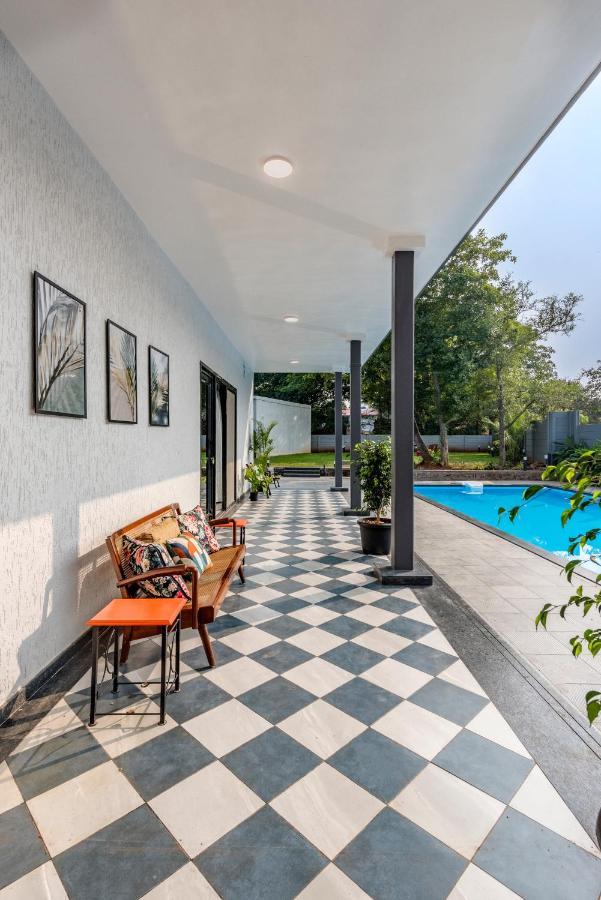 Saffronstays Mayfair Gardens 4 Bedroom Petfriendly Pool Villa อลีบาก ภายนอก รูปภาพ